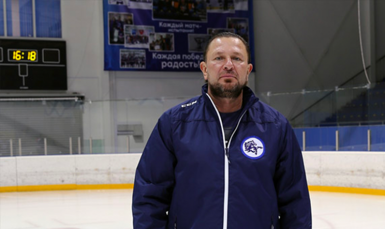 Казахстанский хоккейный клуб отправил в отставку главного тренера