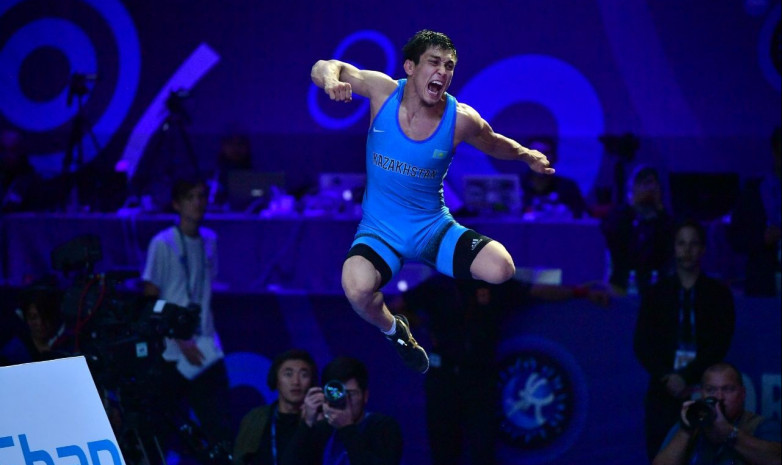 Даулет Ниязбеков вышел в финал чемпионата мира по борьбе