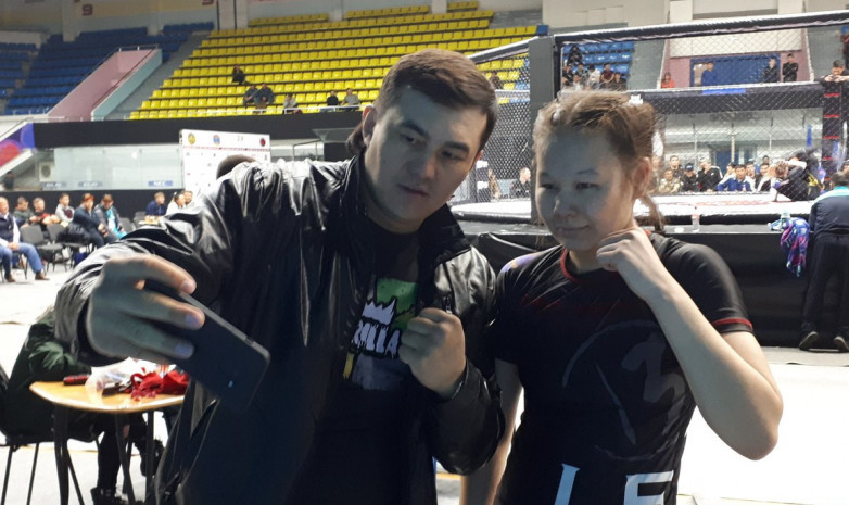 Младшая сестра Шавката Рахмонова стала чемпионкой мира по рукопашному бою