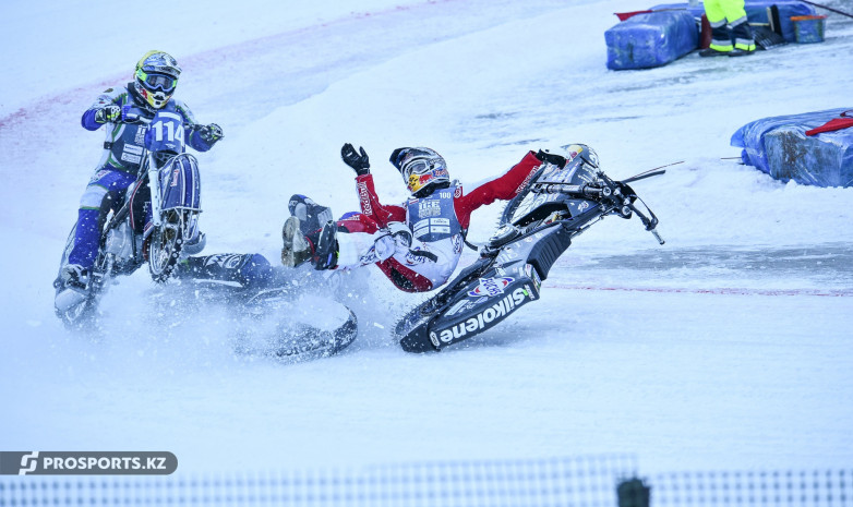 Фоторепортаж чемпионата мира по мотогонкам на льду в Алматы
