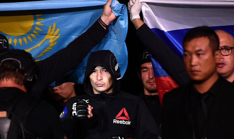 Дамир Исмагулов подписал новый контракт с UFC