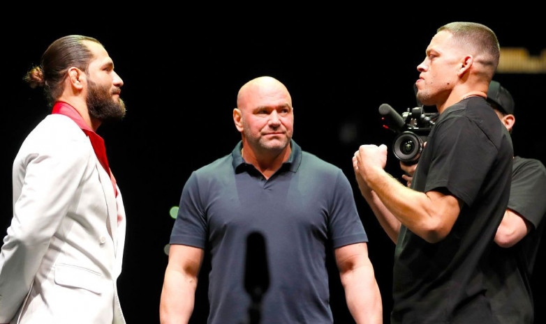 ВИДЕО. Нейт Диаз и Хорхе Масвидаль прошли взвешивание перед турниром UFC 244