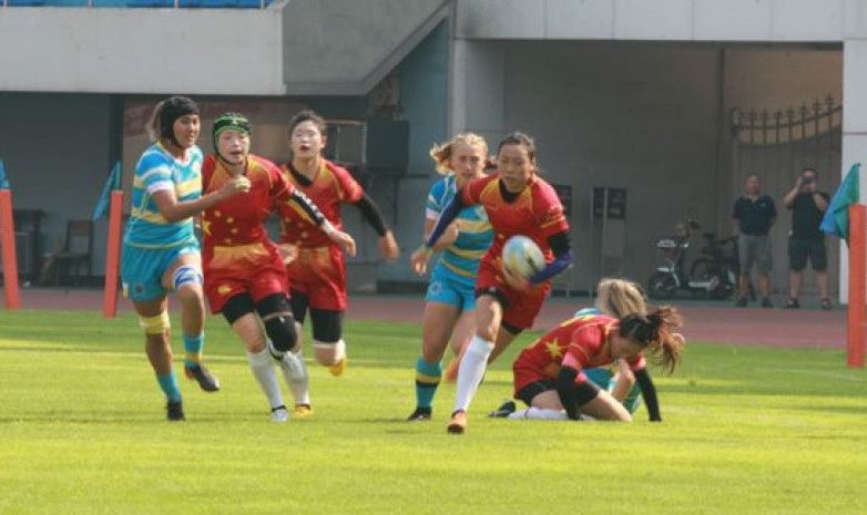 Женская сборная Казахстана по регби уступила Китаю