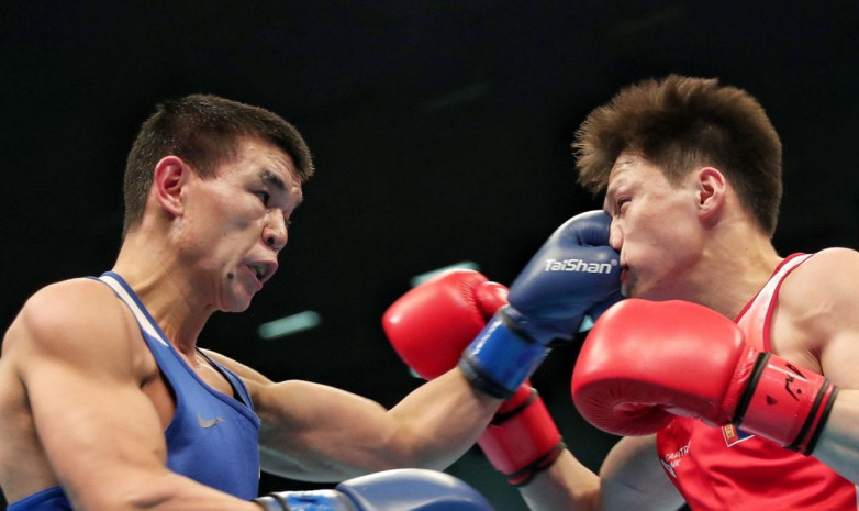 Казахстанский боксер вышел в четвертьфинал квалификационного турнира