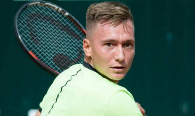 Евсеев не смог выйти в третий круг теннисного турнира в Нинбо