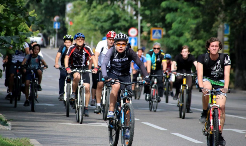 В Алматы проведут велопробег в поддержку Галины Полевой