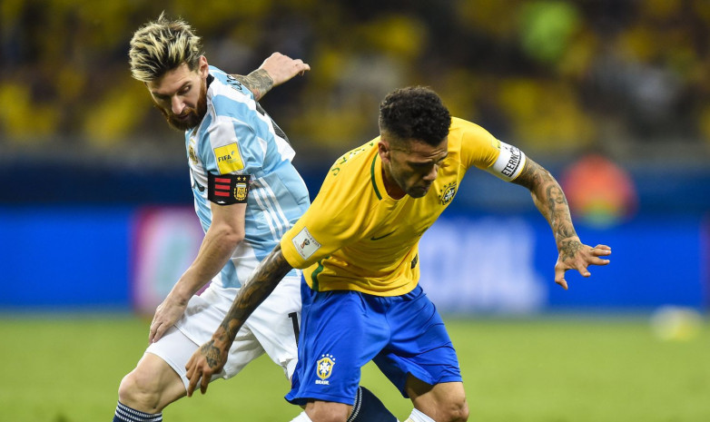 Букмекеры назвали фаворита матча Бразилия - Аргентина