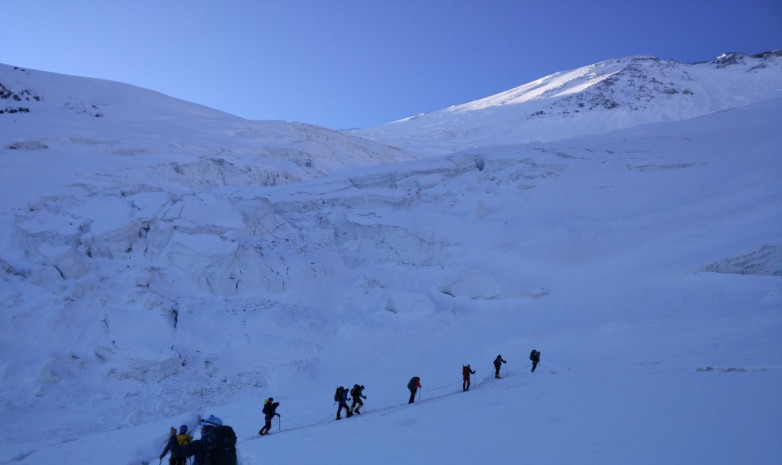 ҚР ІІМ: Тянь-Шань тауында жоғалған альпинистер табылмай жатыр