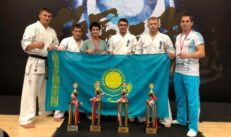 Казахстанские каратисты выиграли командный зачет на чемпионате Азии