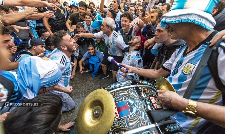 Аргентинских фанатов могут депортировать из России за избиение хорвата