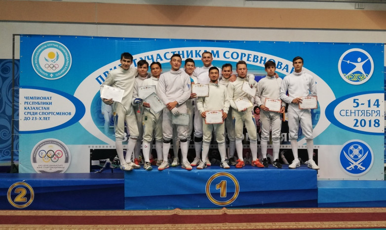 В ВКО завершился чемпионат Казахстана по фехтованию