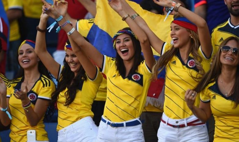 Самые милые болельщицы сборной Колумбии