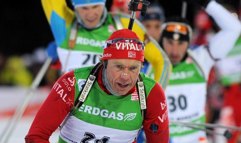 Норвежский биатлонист Халвар Ханевольд скончался в возрасте 49 лет