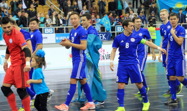 Сборная Казахстана: шестой поход на чемпионат мира