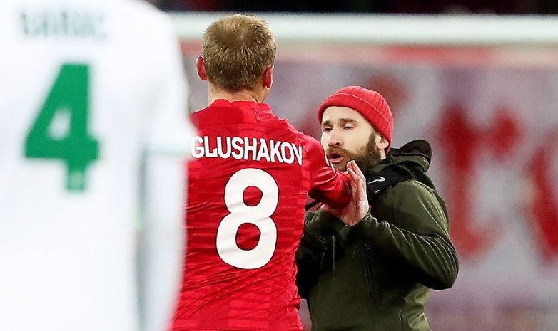 УЕФА открыл дело в отношении «Спартака» из-за болельщика, набросившегося на Глушакова