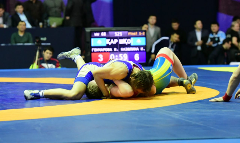 Жамиля Бакбергенова проиграла в полуфинале молодежного ЧМ по борьбе в Будапеште
