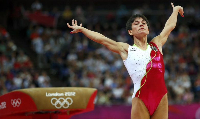 44-летняя гимнастка Чусовитина объявила об уходе из большого спорта после ОИ-2020