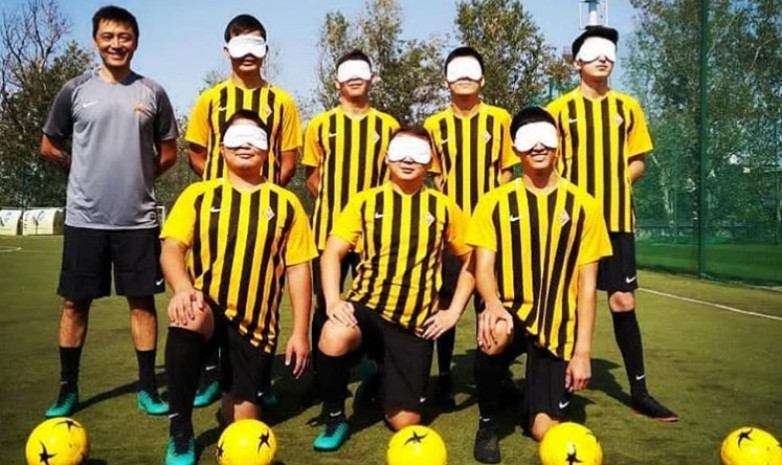«Кайрат» создал команду из незрячих футболистов