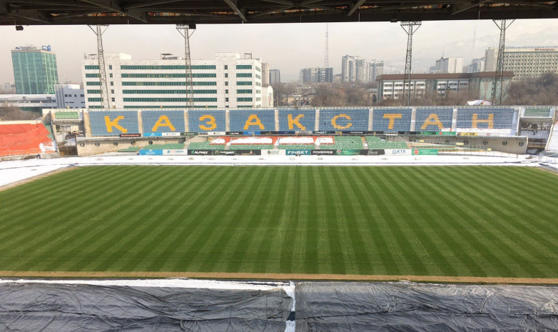 Алматыдағы «Орталық» стадионның газоны жаңартылды