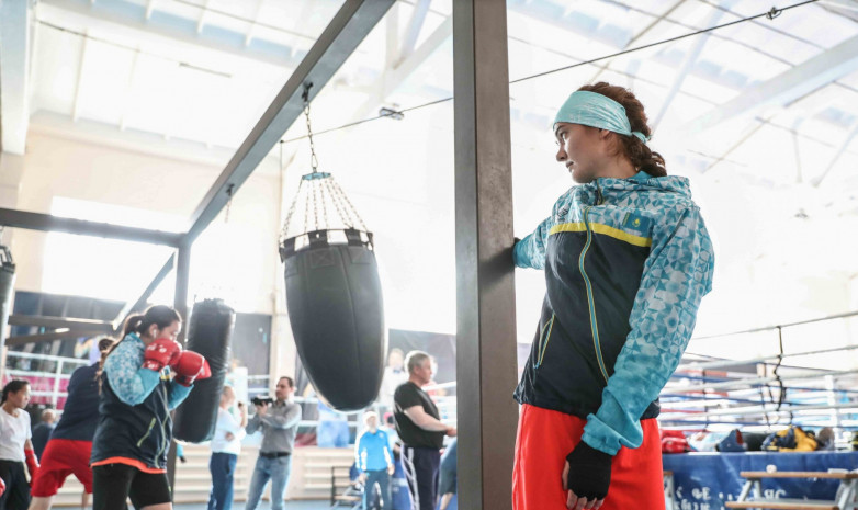 Женская национальная команда по боксу провела открытую тренировку в Нур-Султане 