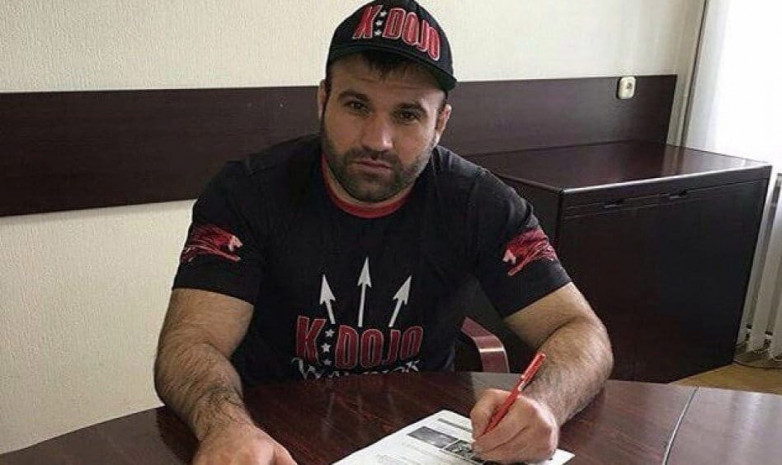 Российский боец UFC дисквалифицирован на два года из-за допинга 