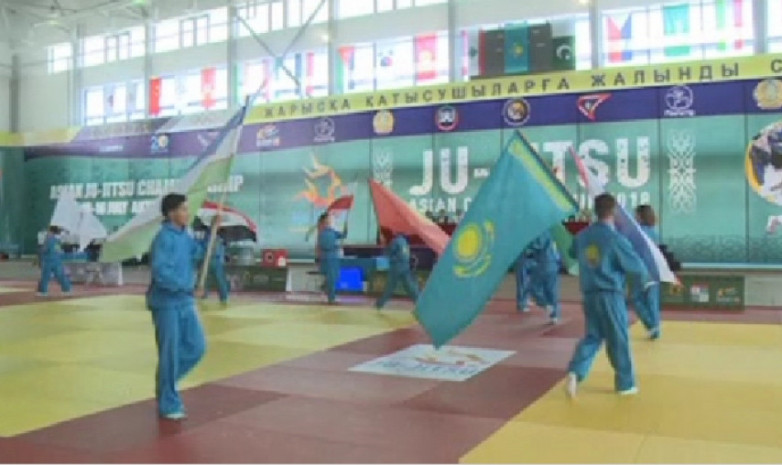 Сборная Казахстана по джиу-джитсу одержала победу на чемпионате Азии 