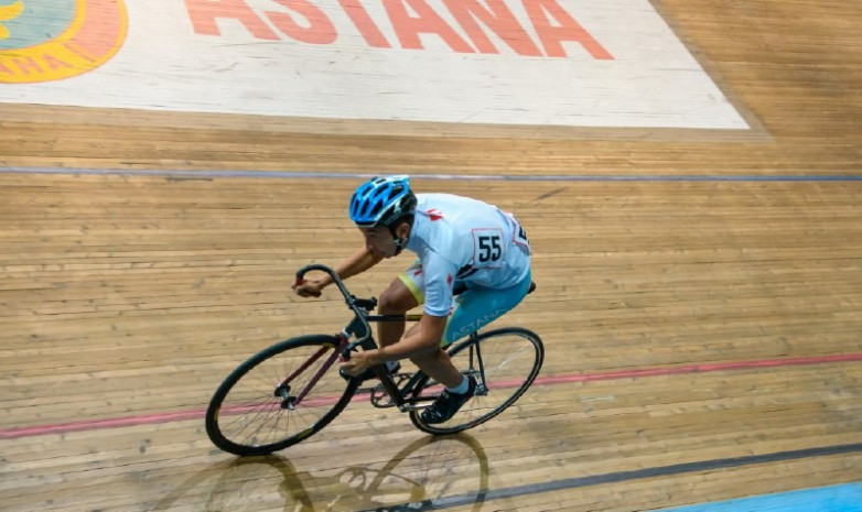 В Астане стартовал чемпионат Казахстана по велотреку