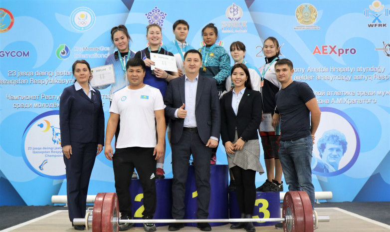 Итоги международного турнира по тяжелой атлетике в Нур-Султане