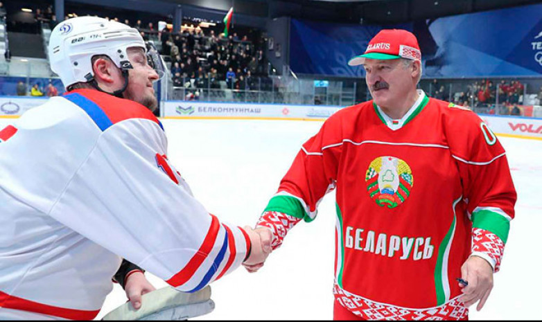 Лукашенко назвал хоккей лучшим лекарством от вируса