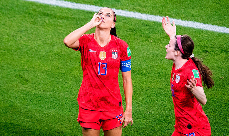 Нападающая сборной США станцевала тверк после победы в финале женского ЧМ