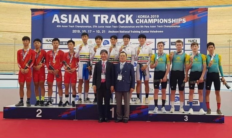 Сборная Казахстана завоевала бронзовые медали ЧА по велотреку