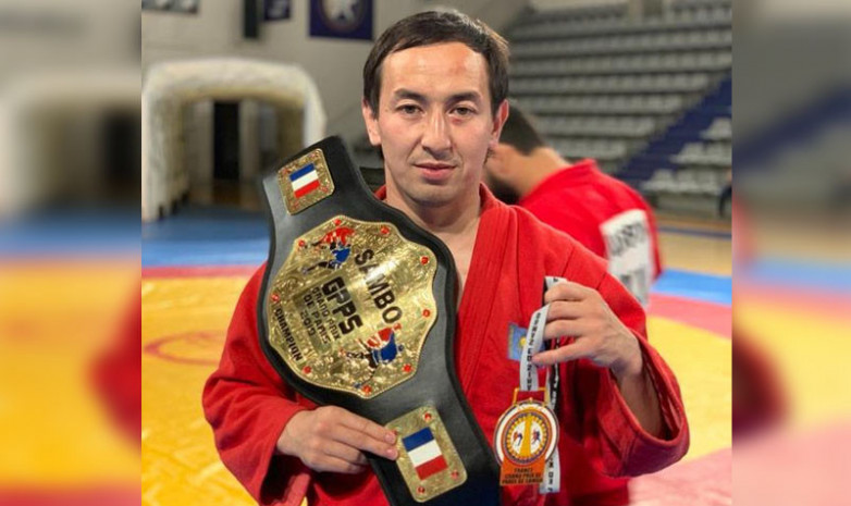 Казахстанский самбист выиграл престижный турнир в Париже