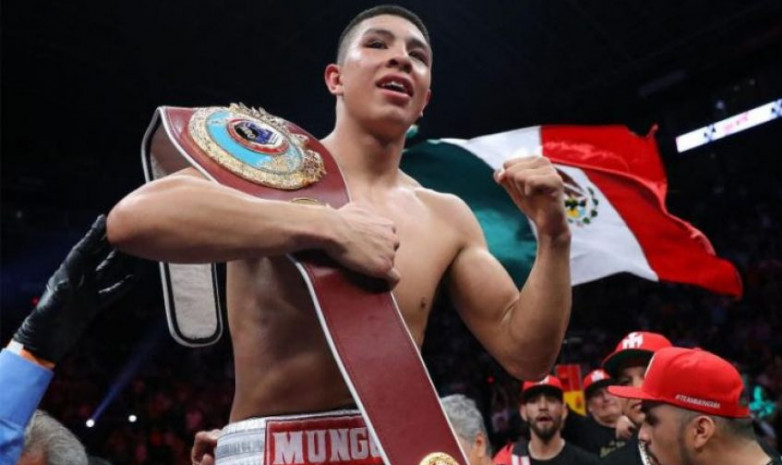«Он лучший боксер Мексики». Мунгия – о критике в адрес Альвареса