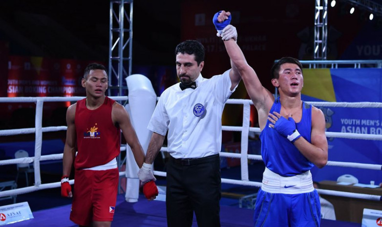 Пять казахстанских боксеров вышли в полуфинал чемпионата Азии