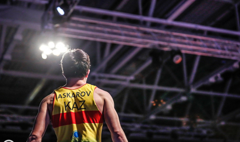 Аскаров стал вторым на молодежном ЧМ по борьбе в Будапеште