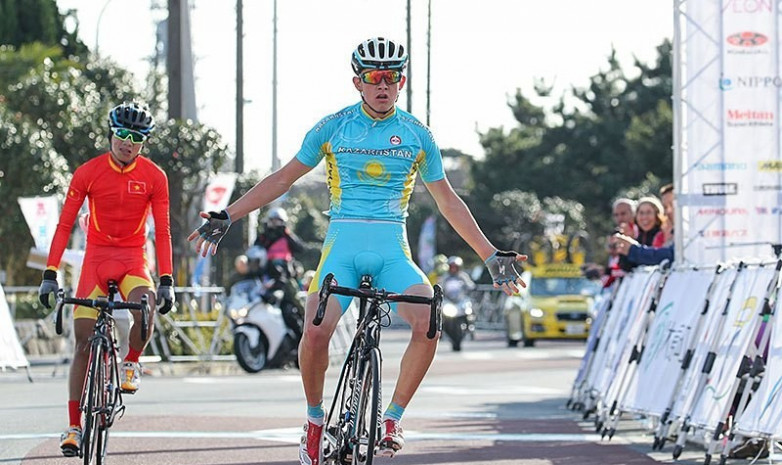 Казахстанец Динмухамед Улысбаев стал 11-м на «Кубке наций» по велоспорту