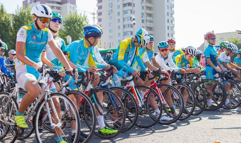 В Нур-Султане стартовал велопробег, посвященный Дню спорта
