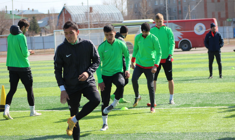 Фоторепортаж с тренировки «Кызыл-Жара» перед 3-м туром Первой лиги