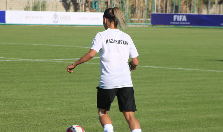 Сборная Казахстана крупно уступила Сербии в матче отбора Евро-2021