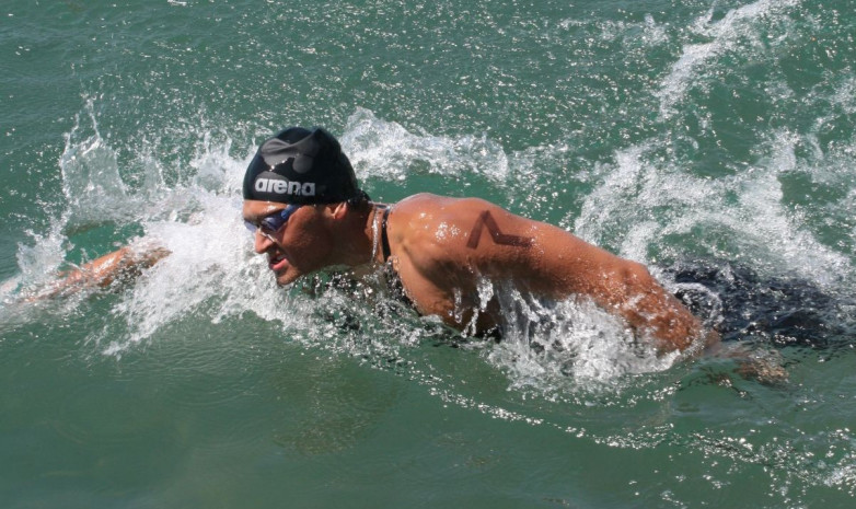 Виталий Худяков - чемпион Азии в плавании на открытой воде 