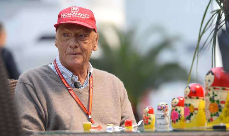 Скончался знаменитый гонщик «Формулы-1» Ники Лауда