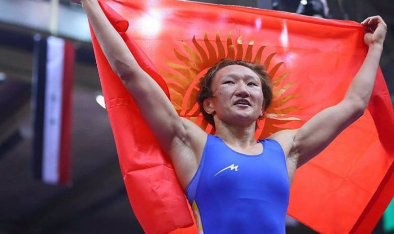 Айсулуу Тыныбекова стала трехкратной чемпионкой Азии