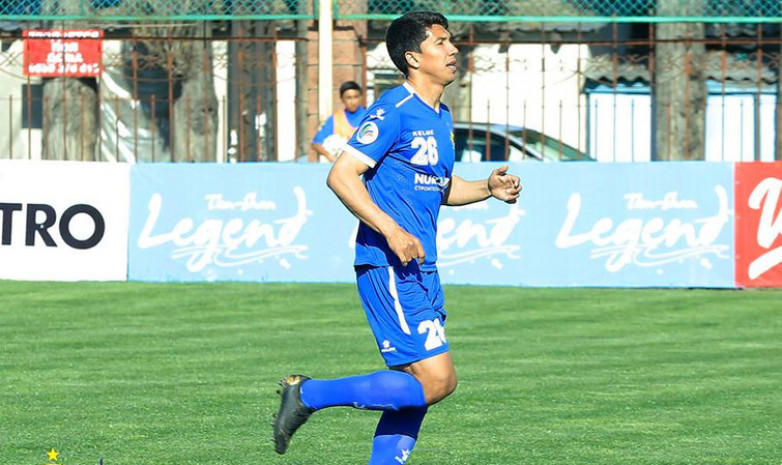 КПЛ: Туркменский нападающий забил 6 мячей за 6 туров