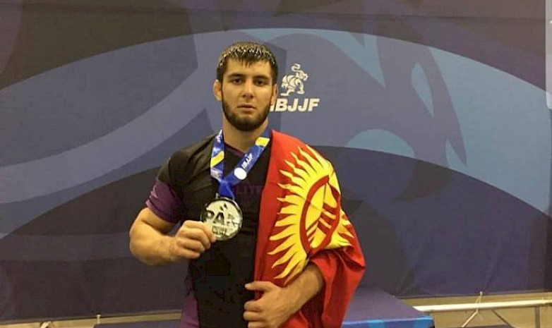 Абдурахман Муртазалиев - чемпион мира по грепплингу