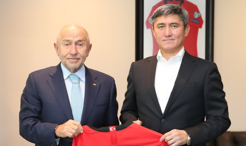 Президент ФФКР обсудил вопросы сотрудничества с президентом Федерации футбола Турции 