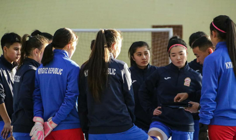 CAFA-19: Женская сборная Кыргызстана провела тренировку в Душанбе