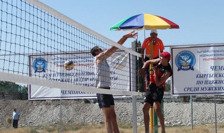 Омурбек Жунусов - лучший игрок в пляжном волейболе 2019 года