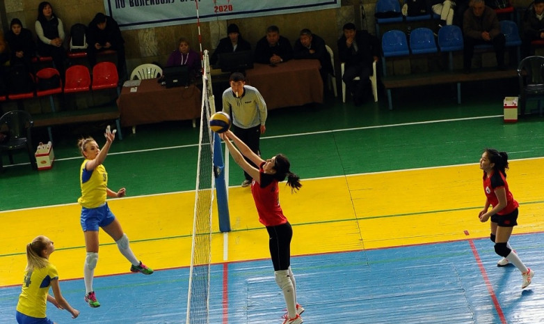 Чемпионат Кыргызстана среди женских команд: «Дордой» обыграл «Нарын»