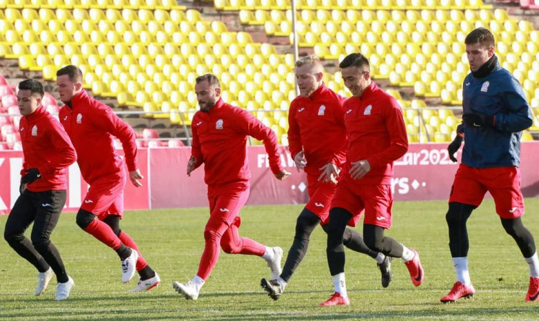 ФОТО. Тренировка сборной Кыргызстана перед матчем с Японией