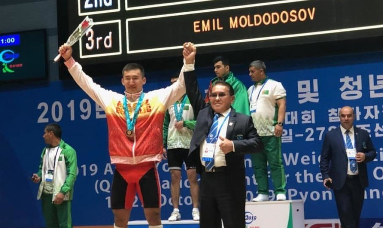 Рейтинговый турнир по тяжелой атлетике в Ташкенте: Сегодня выступит Эмиль Молдодосов